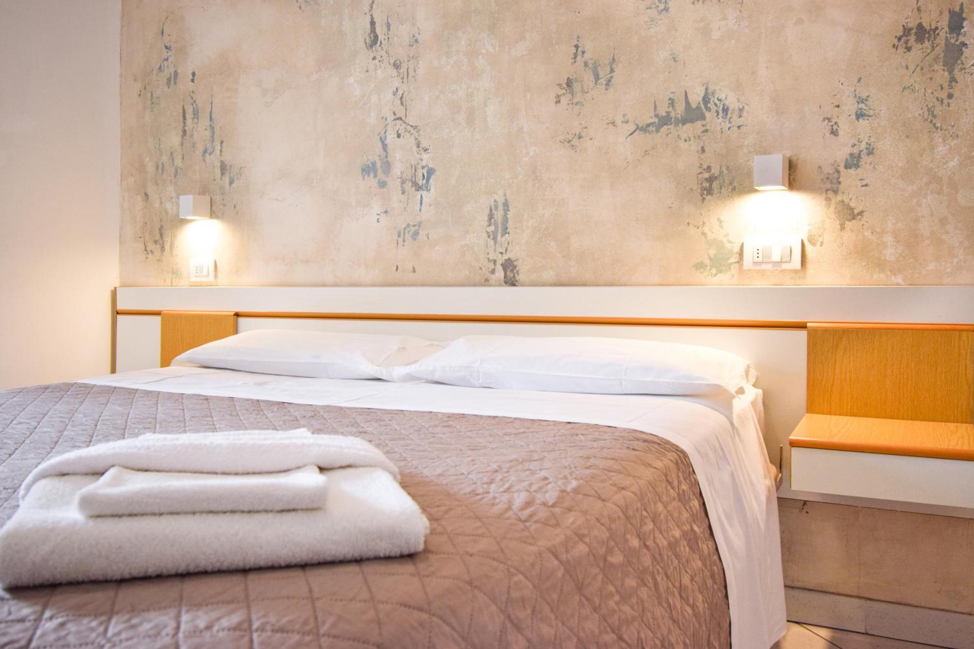 Hotel Giulio Cesare 卡托利卡 外观 照片